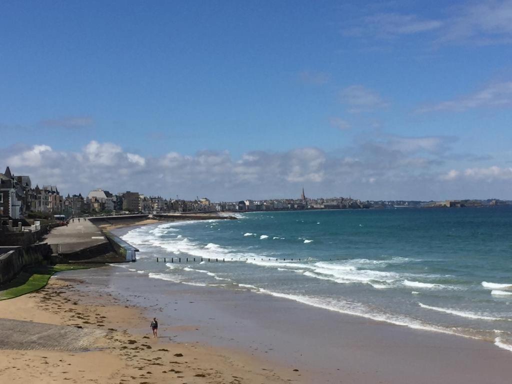 Appartement Les Pieds Dans L'Eau - Residence Sur La Plage 圣马洛 外观 照片