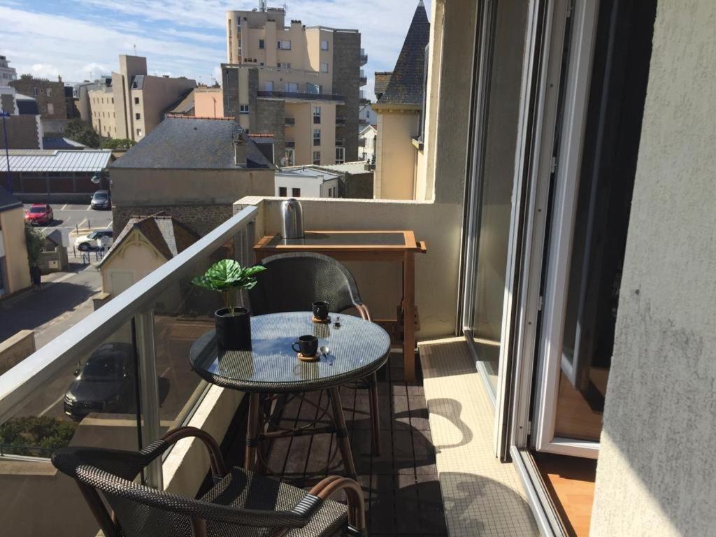 Appartement Les Pieds Dans L'Eau - Residence Sur La Plage 圣马洛 外观 照片