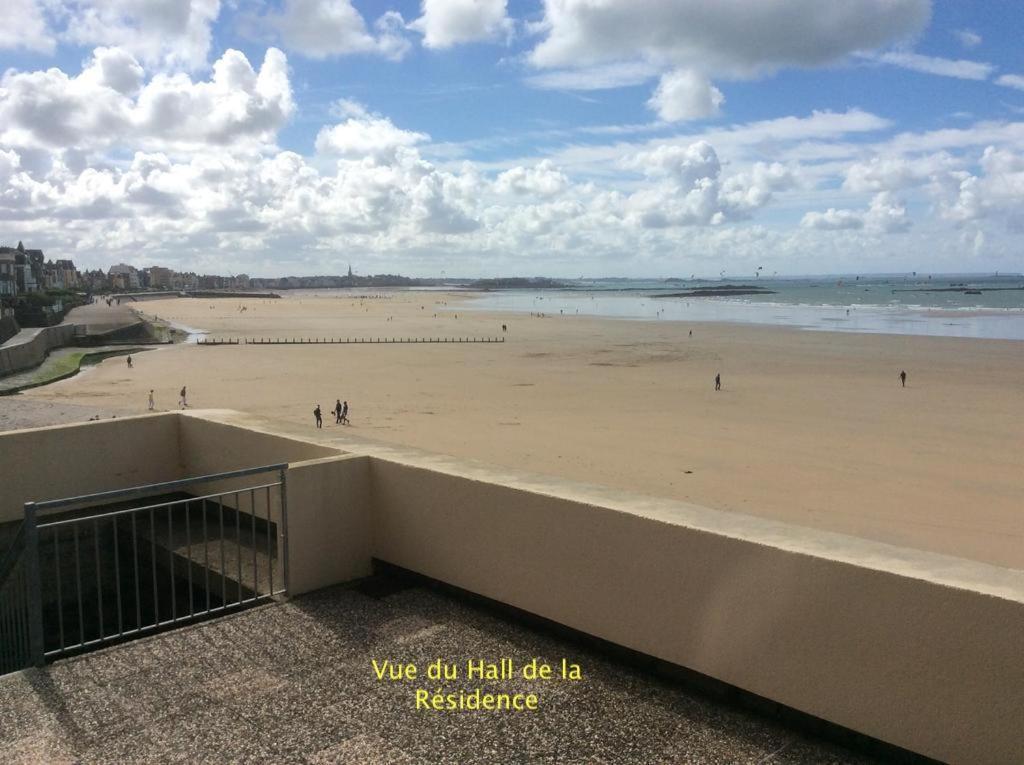 Appartement Les Pieds Dans L'Eau - Residence Sur La Plage 圣马洛 外观 照片